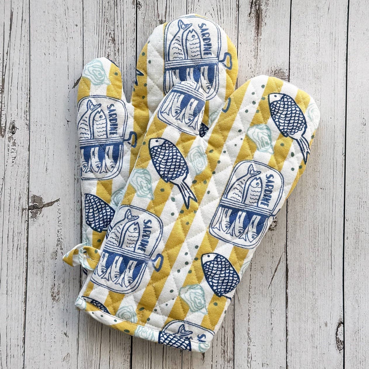 Salty Sardine Cotton Oven Mitt