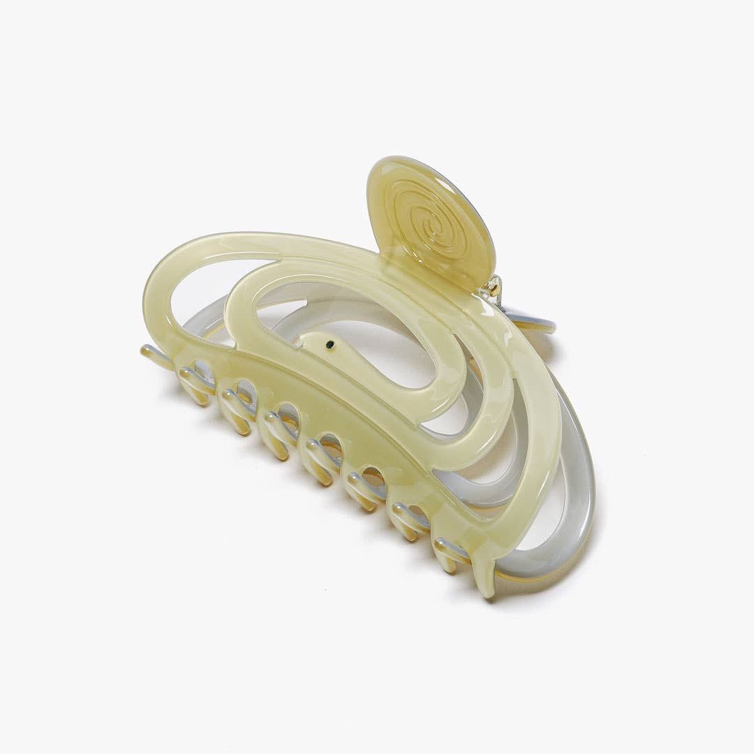 Green Snake Hair Claw