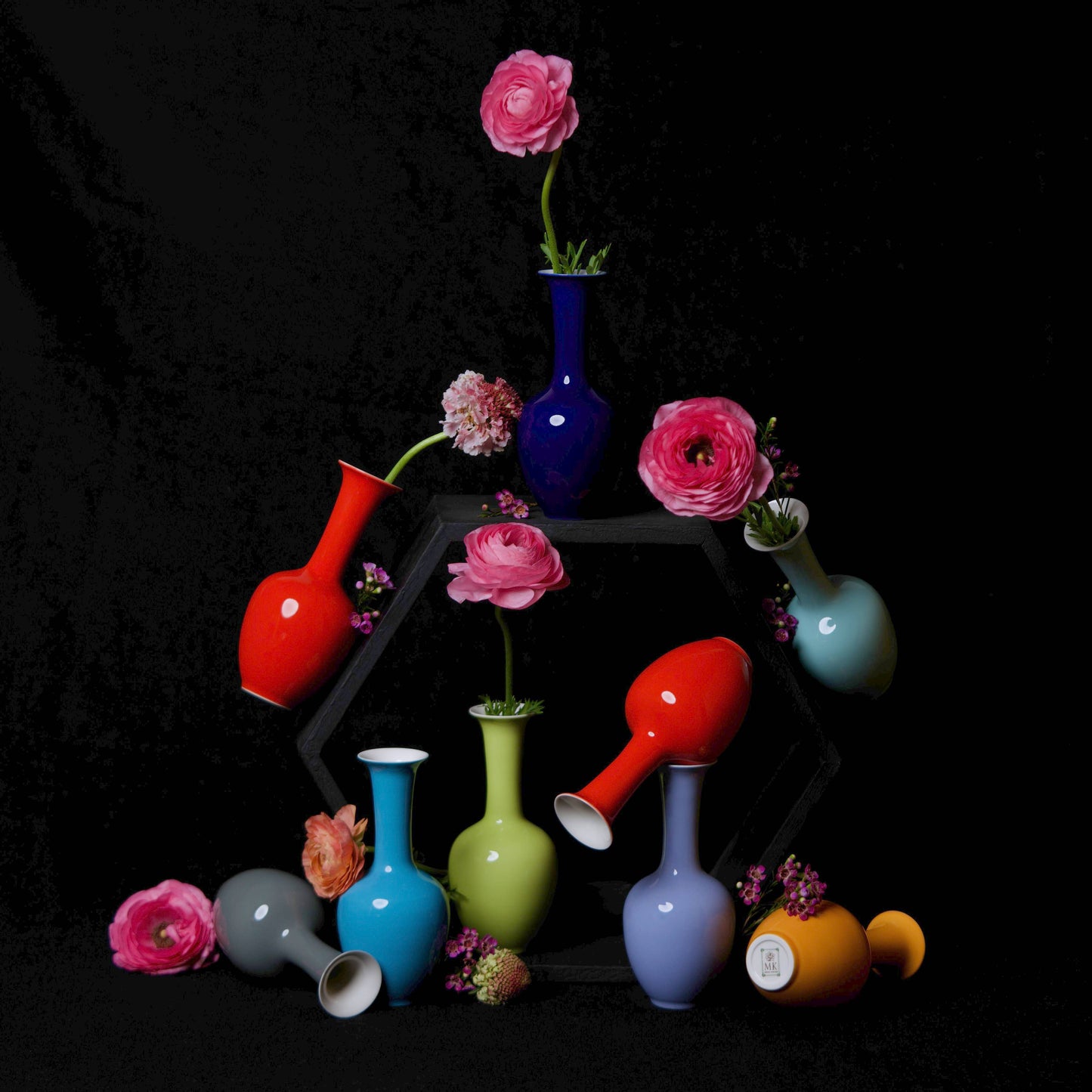 Lotus Vase / Glossy