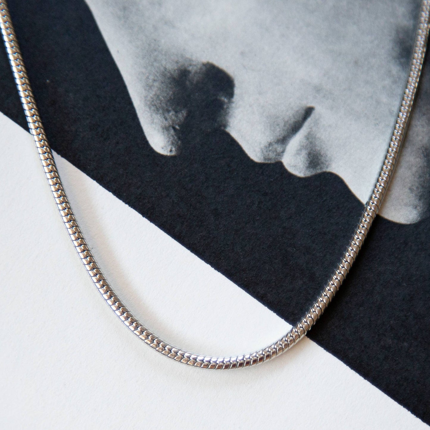 Vintage Round Silver Snake Chain Necklace