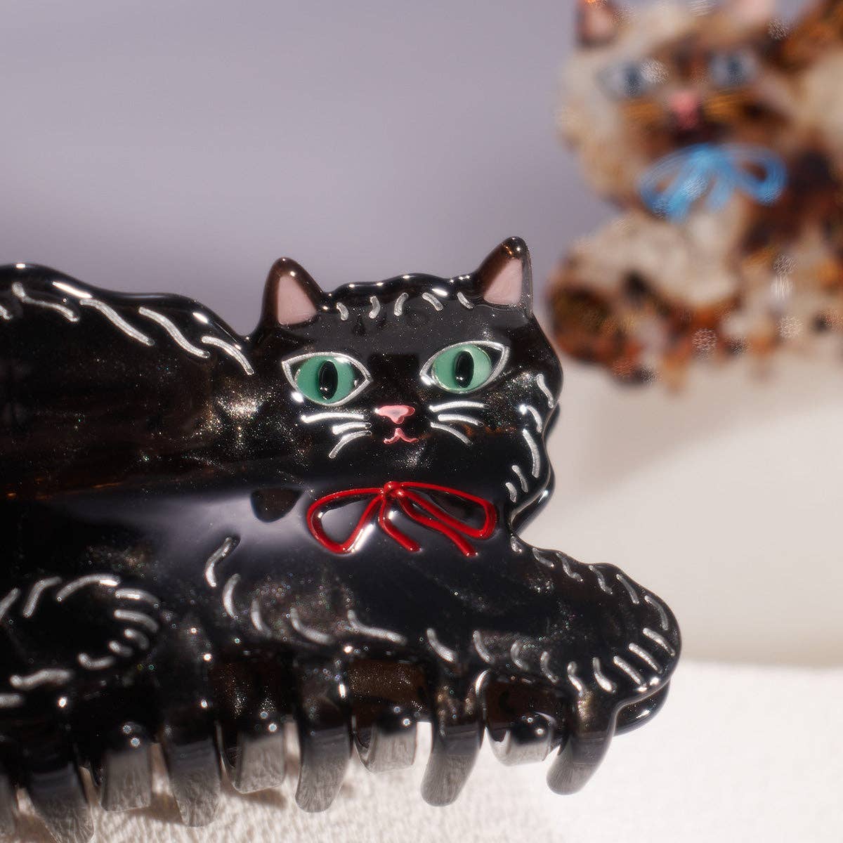 Black Shimmering Cute Kitty Cat Hair Claw