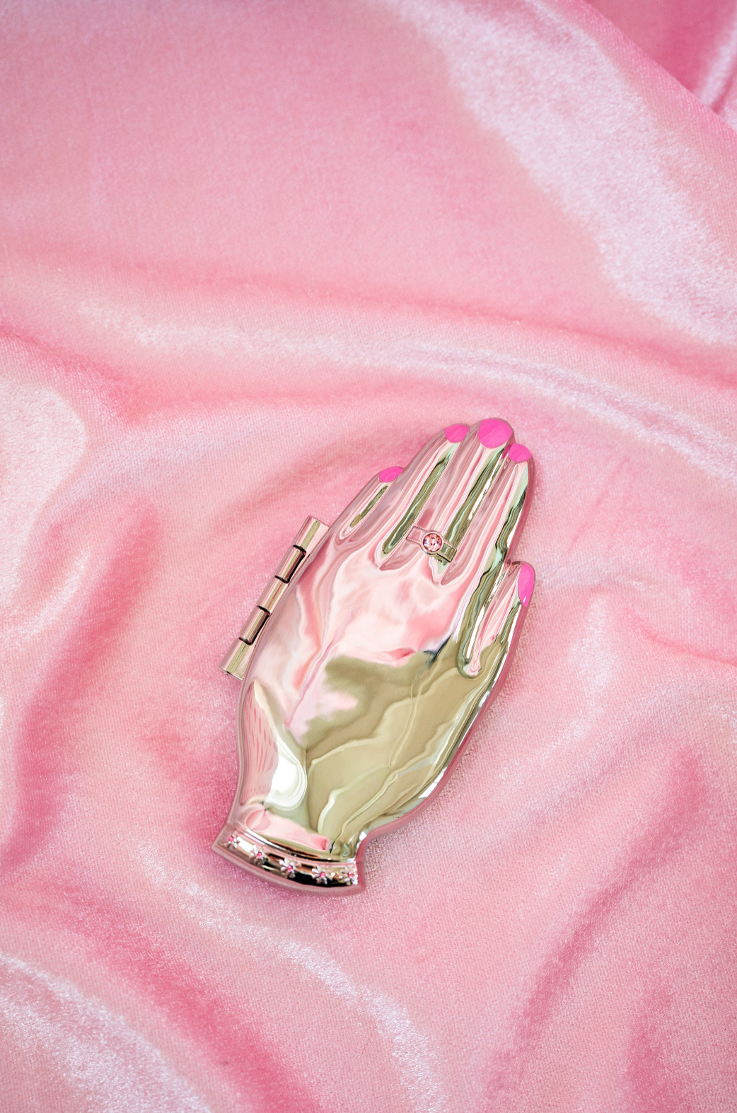 Hand-Shaped Gesture Compact Mirror, Silver