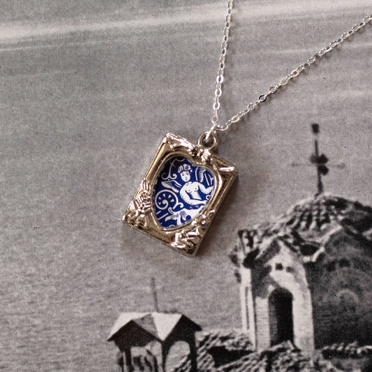 Vintage Picture Frame Pendant Necklace