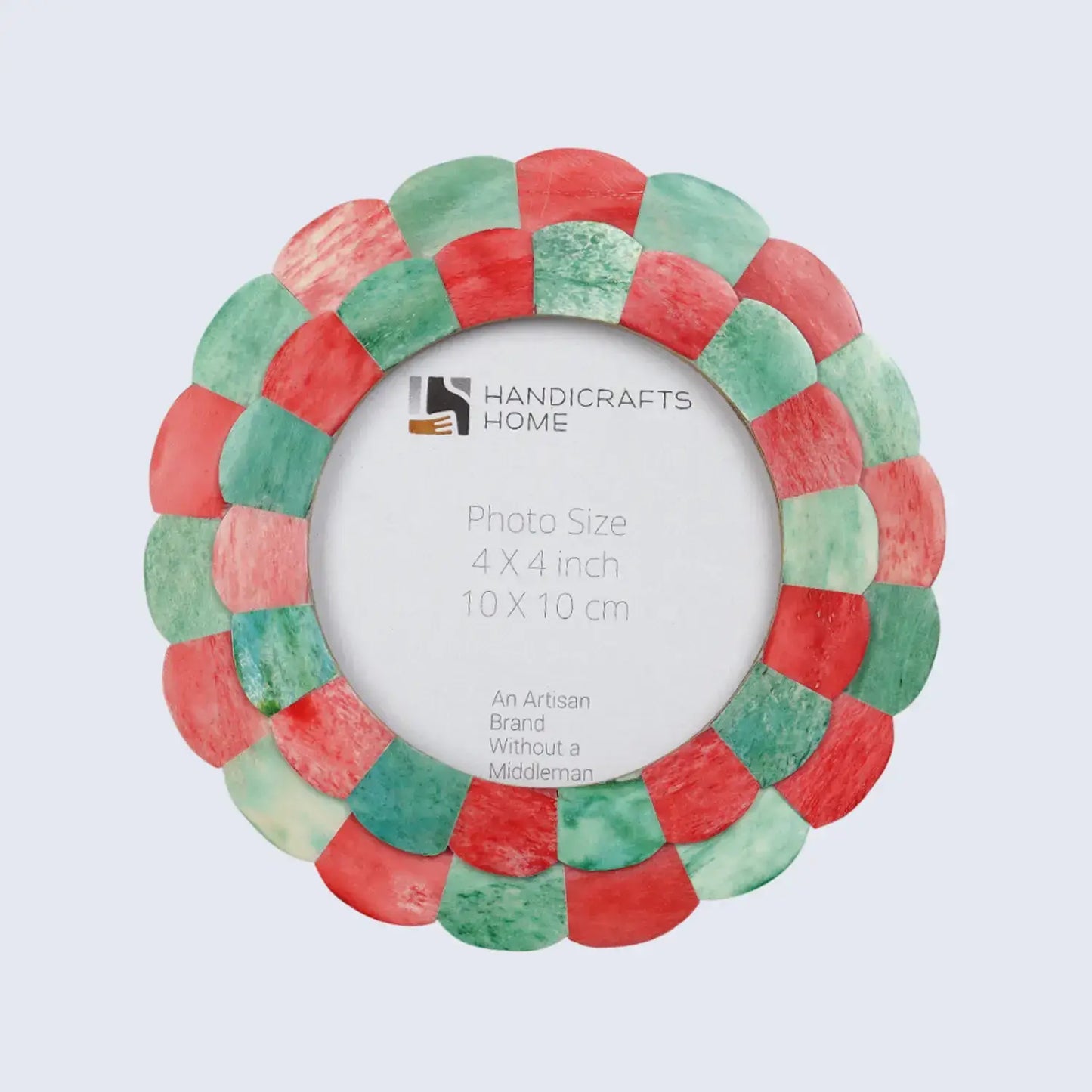 Scalloped Round Picture Frame
