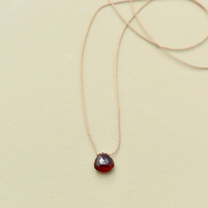 Delicate Teardrop Pendant Necklace