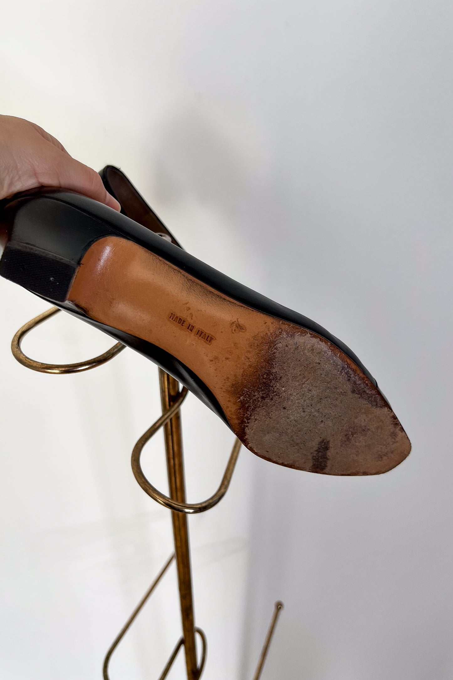 1980s Ferragamo Black Cap Toe Shoes / 7.5