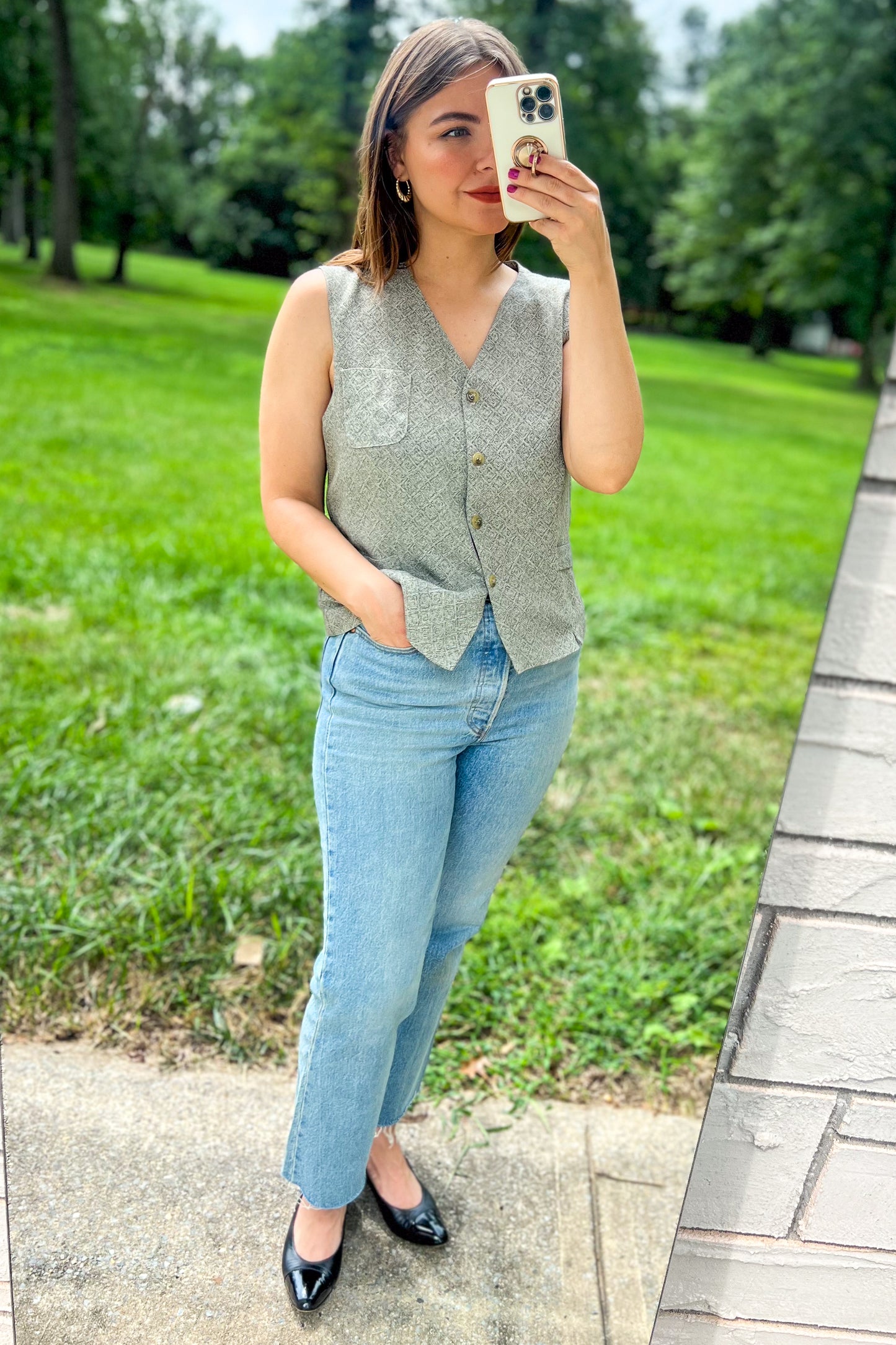 1980s Ferragamo Black Cap Toe Shoes / 7.5