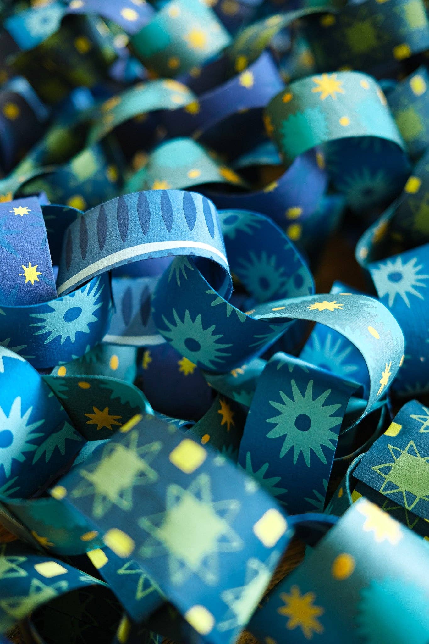 BLUE & YELLOW PAPER CHAIN KIT