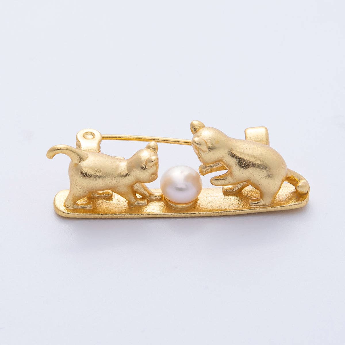Gold Cat Pin Animal Brooch