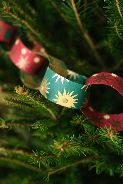 Festive Paper Chain Kit 160 Strips Recycled Paper