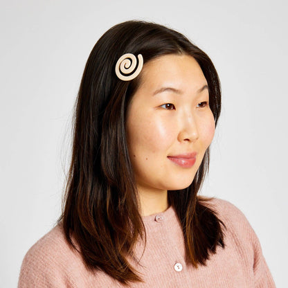 Spiral Clip in Cream