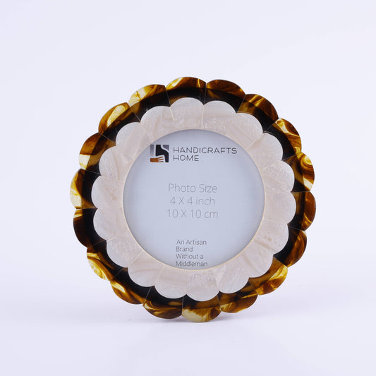 Scalloped Resin Inlay Picture Frame