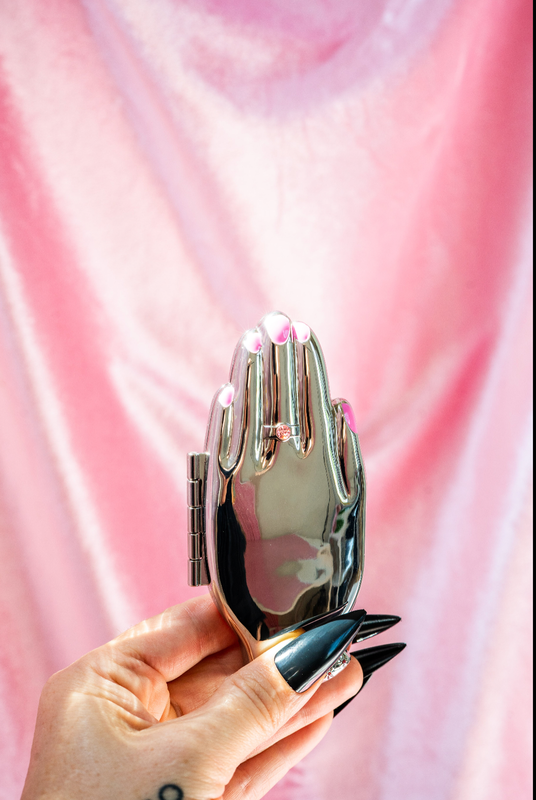Hand-Shaped Gesture Compact Mirror, Silver