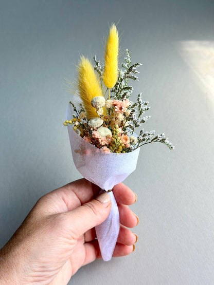 Small Dried Flower Gift Box Bouquet