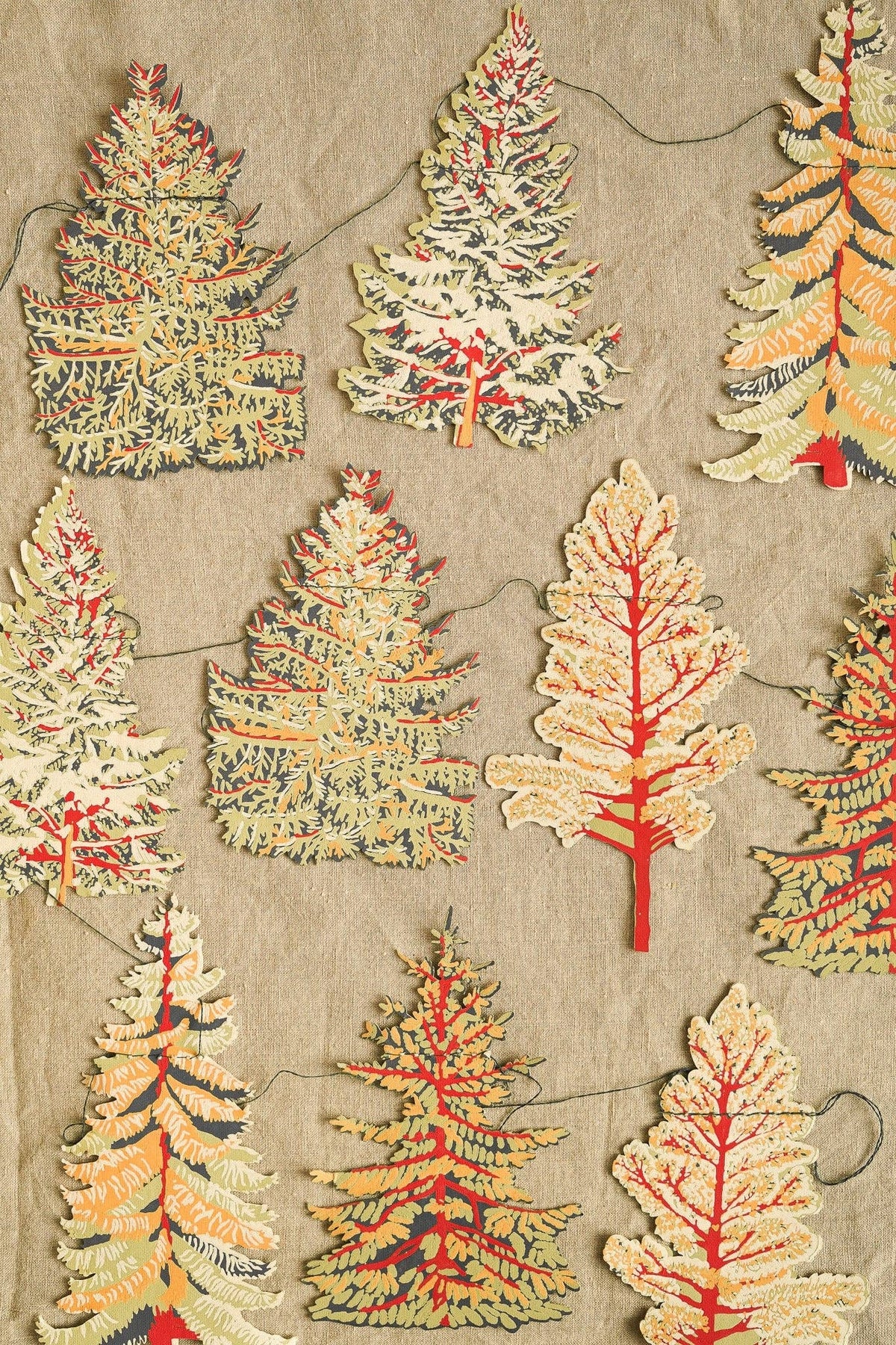 Forest Fir Tree Paper Christmas Garland, 3 Meters