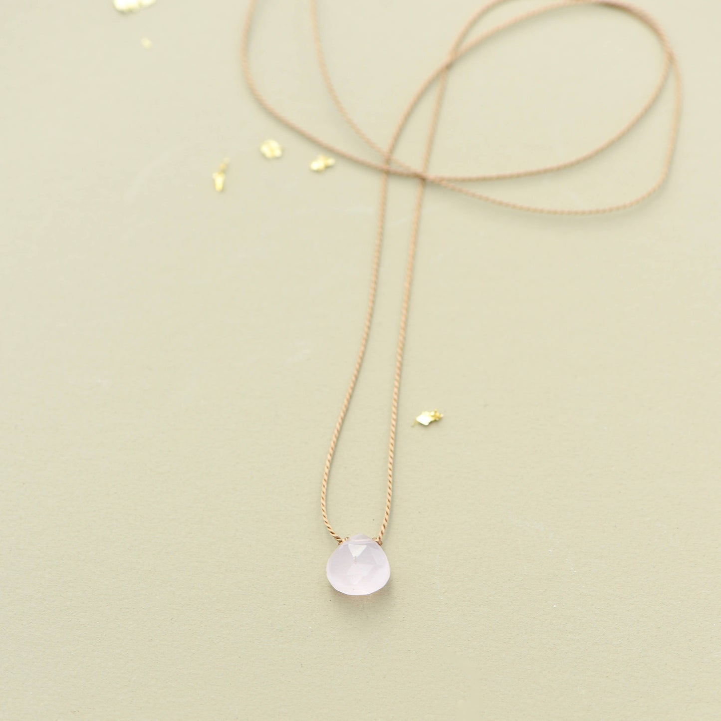 Delicate Teardrop Pendant Necklace