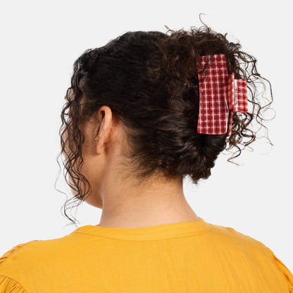 Box Claw in Red Plaid