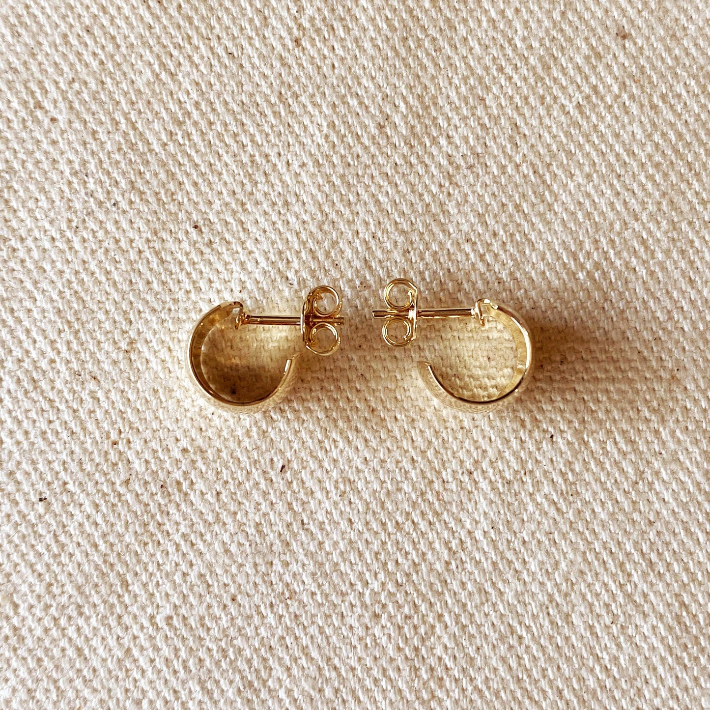 Half Open 18k Gold Filled Stud Earrings