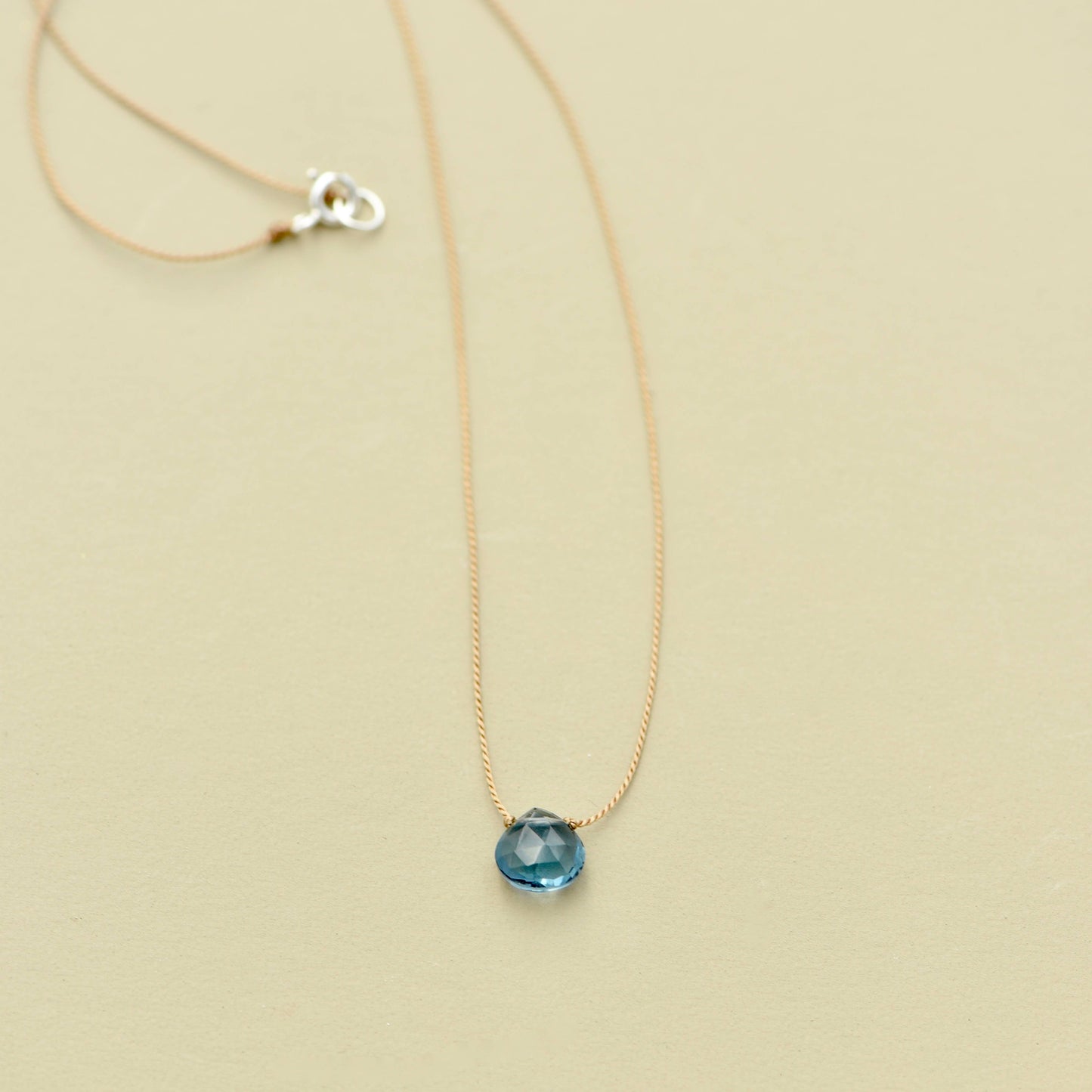 Delicate Teardrop Pendant Necklace