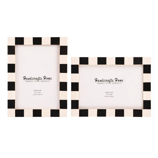 Black & White Checker Frame