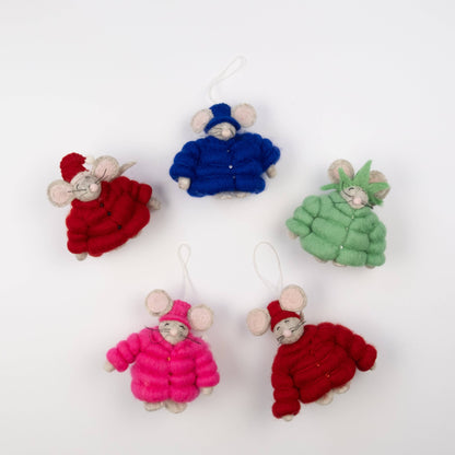 Puffer Coat Statue of Liberty Mouse Ornament