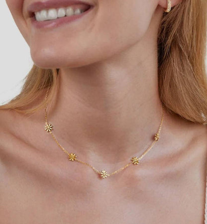 Fun Flower 18k Gold Stainless Steel Necklace