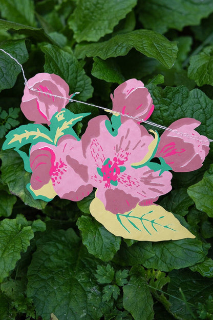 BLOSSOM SEWN GARLAND