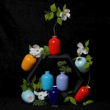 Plum Vase / Glossy