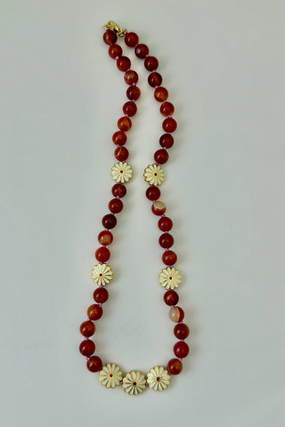 Marguerite Necklace