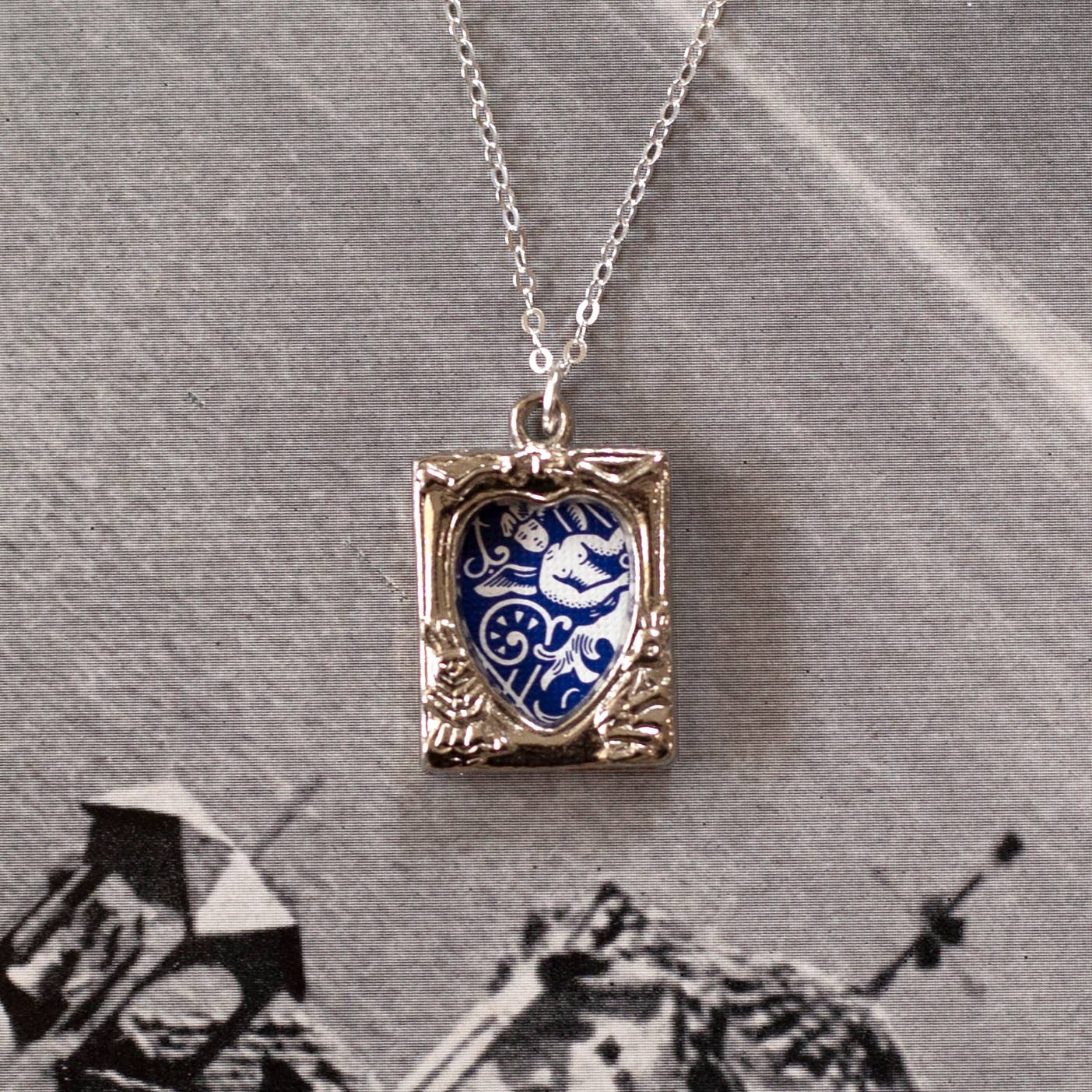 Vintage Picture Frame Pendant Necklace