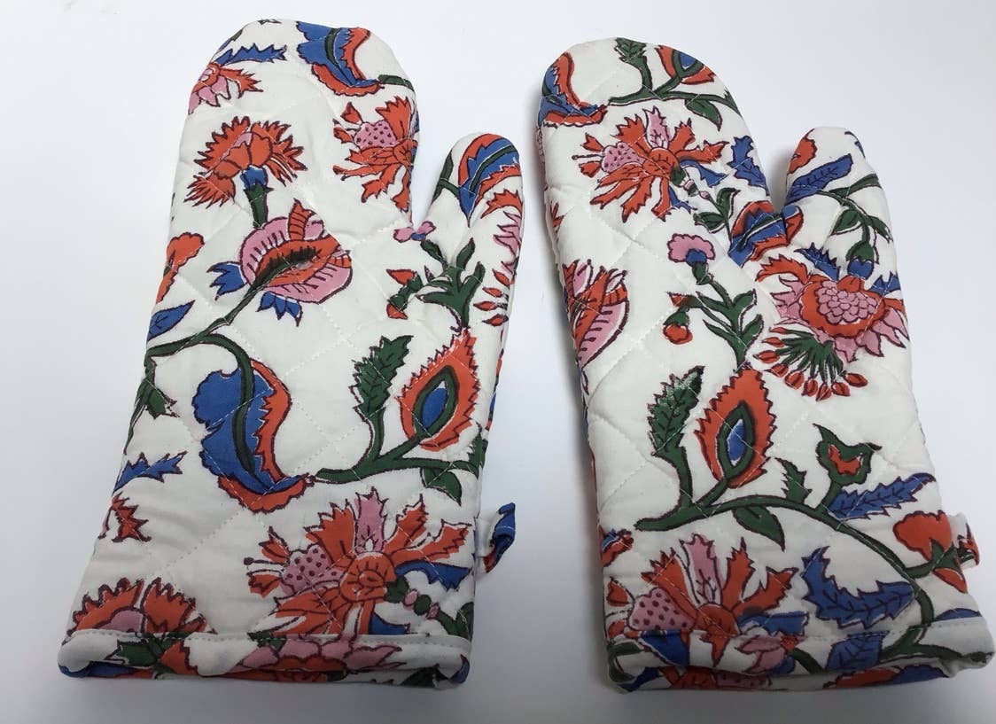Hand Block Printed Cotton Oven Mitts, Set of 2, Chamoli