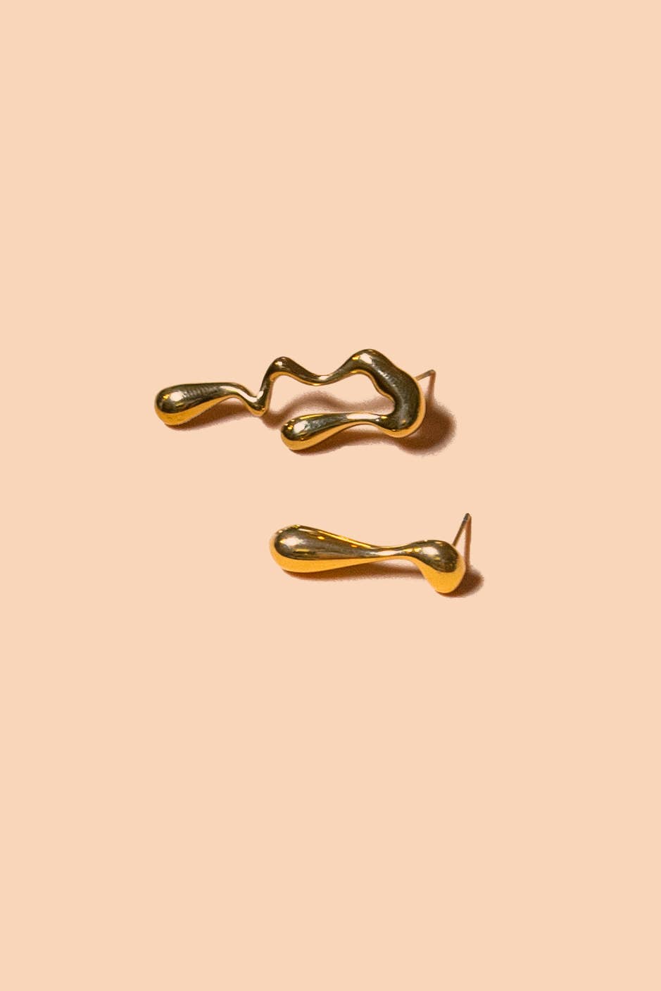 Vice Versa Mismatched Gold Plated Studs