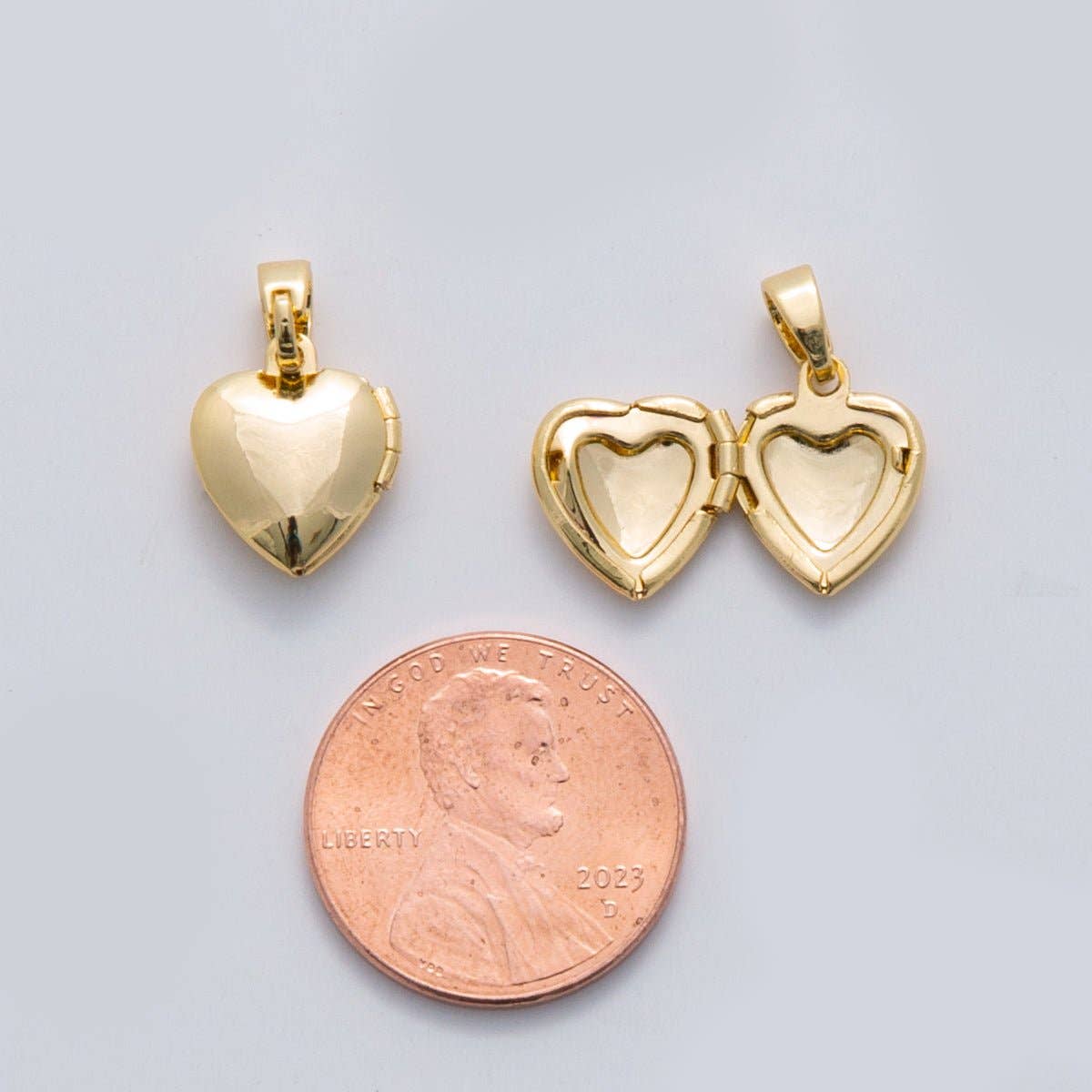 Minimalist Heart Locket Pendant Necklace