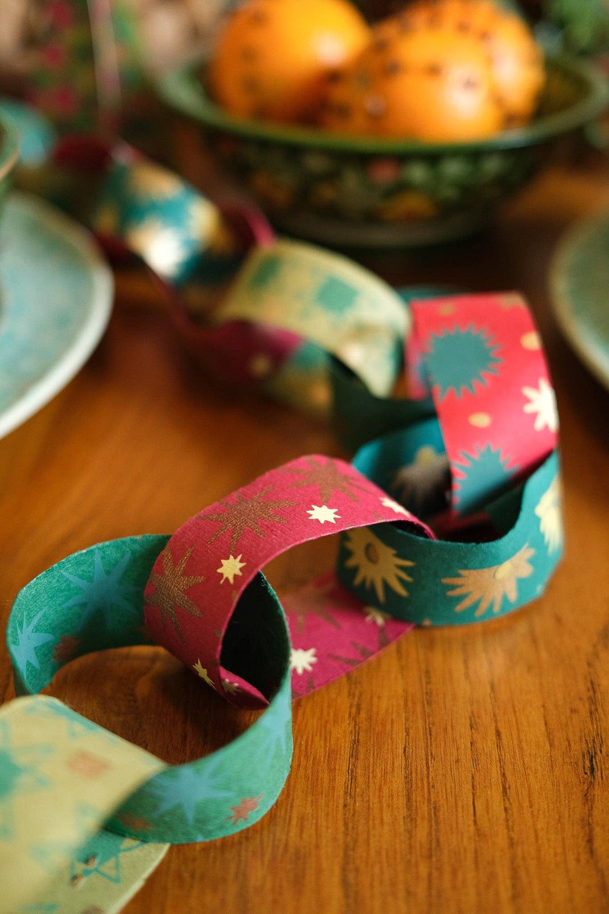 Festive Paper Chain Kit 160 Strips Recycled Paper
