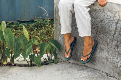 Women's Leaf Green Recycled Flip Flops