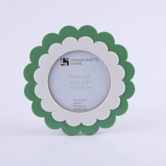 Scalloped Resin Inlay Picture Frame