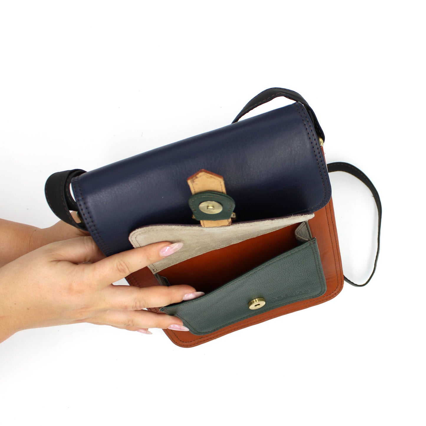 100% Leather Isla Recycled Crossbody Bag