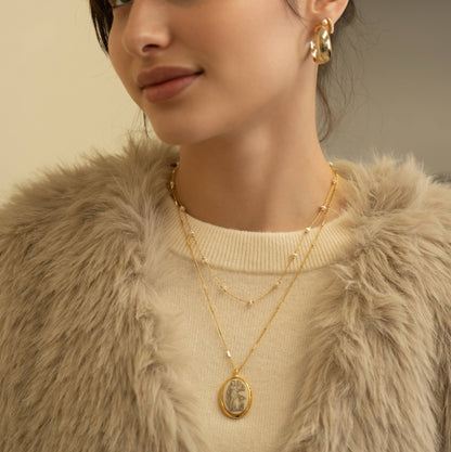 Aphrodite Vintage Cameo Necklace