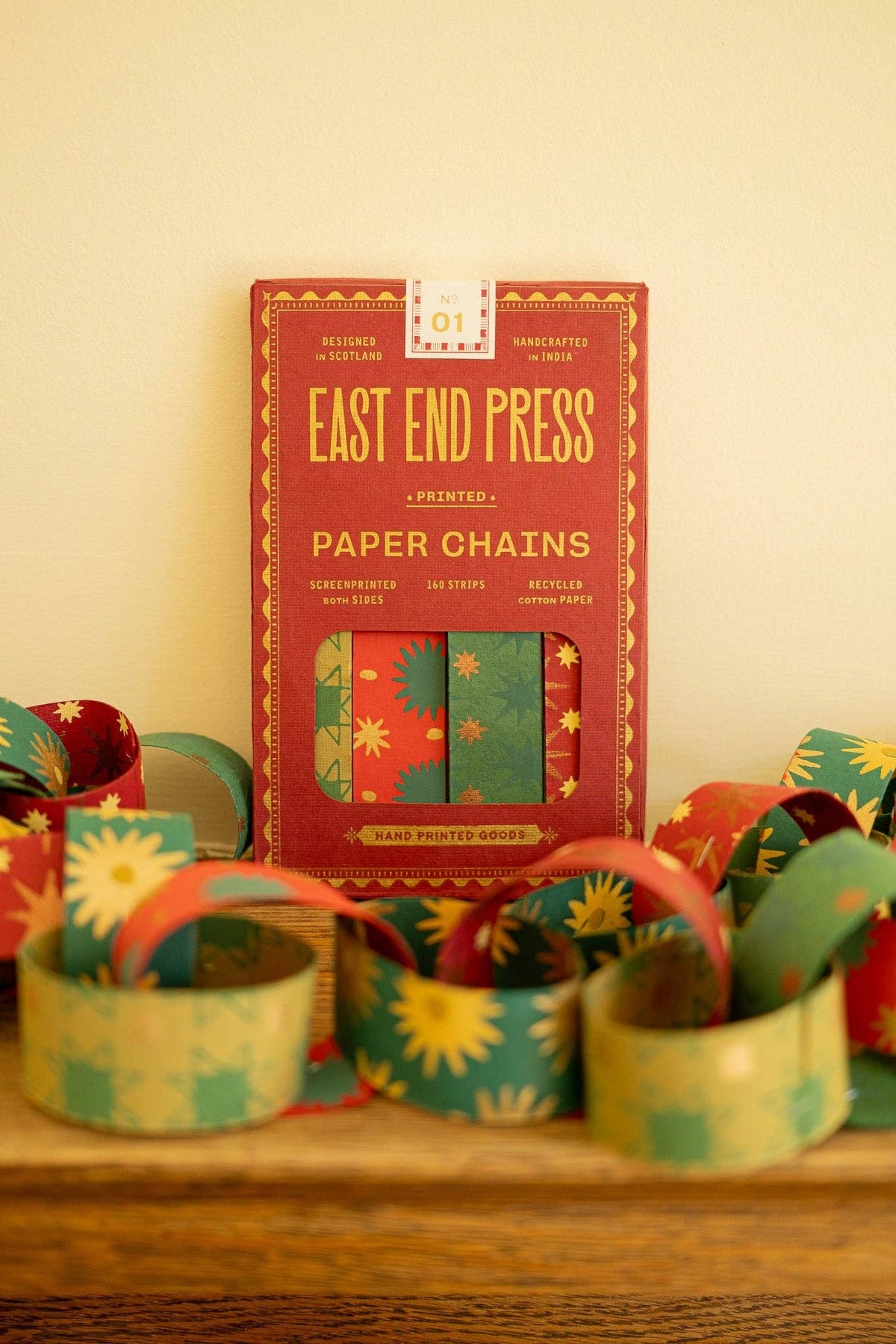 Festive Paper Chain Kit 160 Strips Recycled Paper