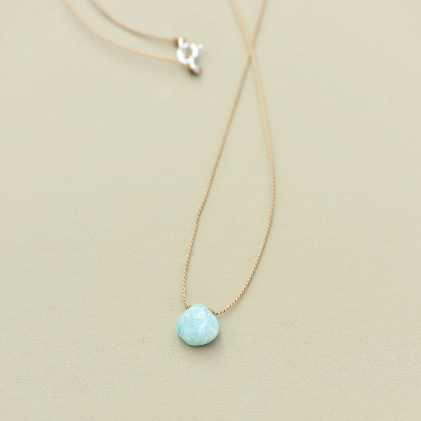 Delicate Teardrop Pendant Necklace
