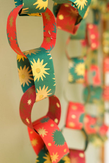 Festive Paper Chain Kit 160 Strips Recycled Paper