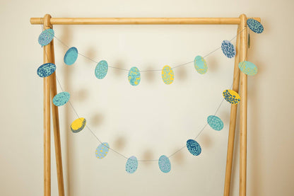 BLUE SPECKLED EGGS SEWN GARLAND