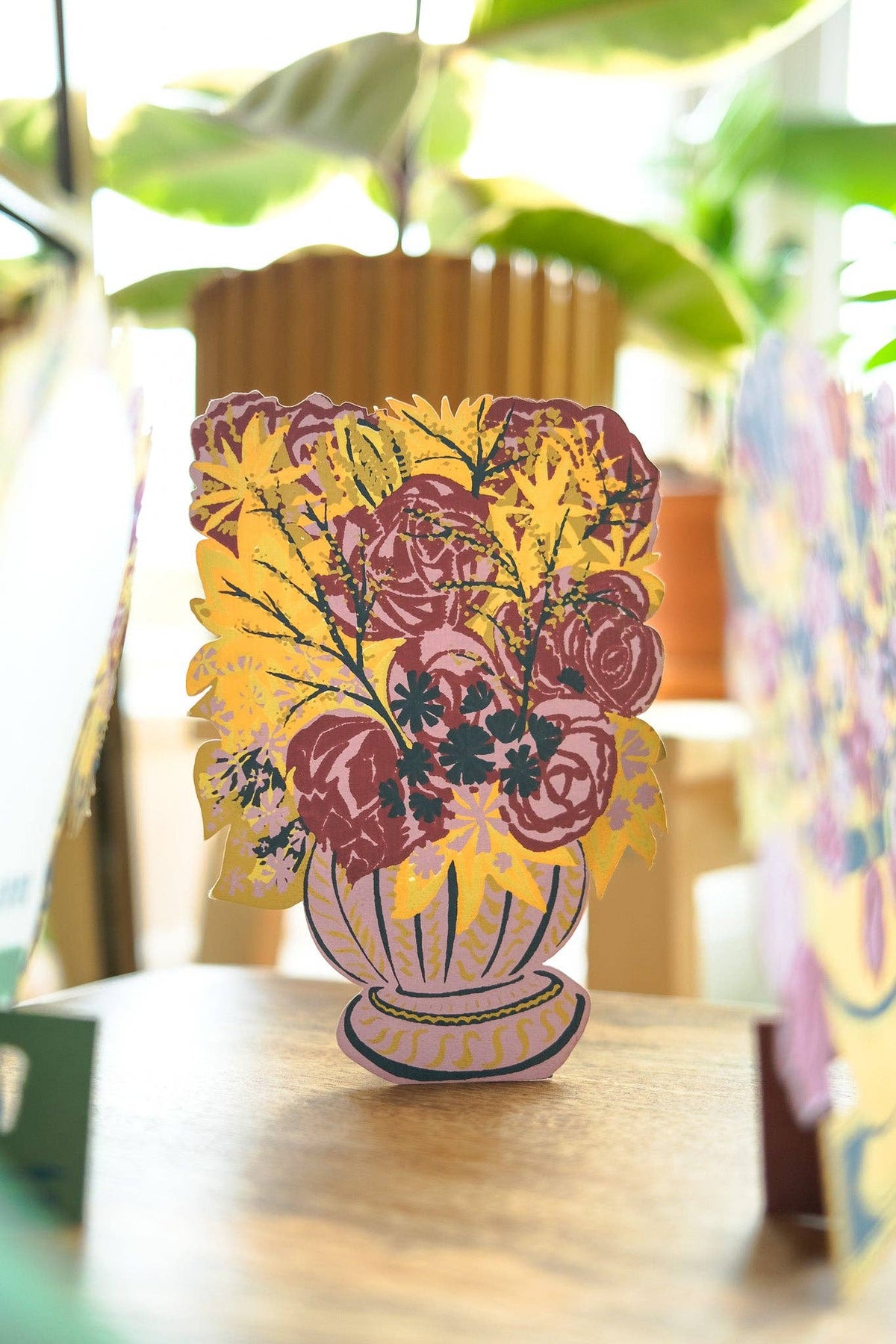 Bloomsbury Lilac Vase Standing Greeting Card