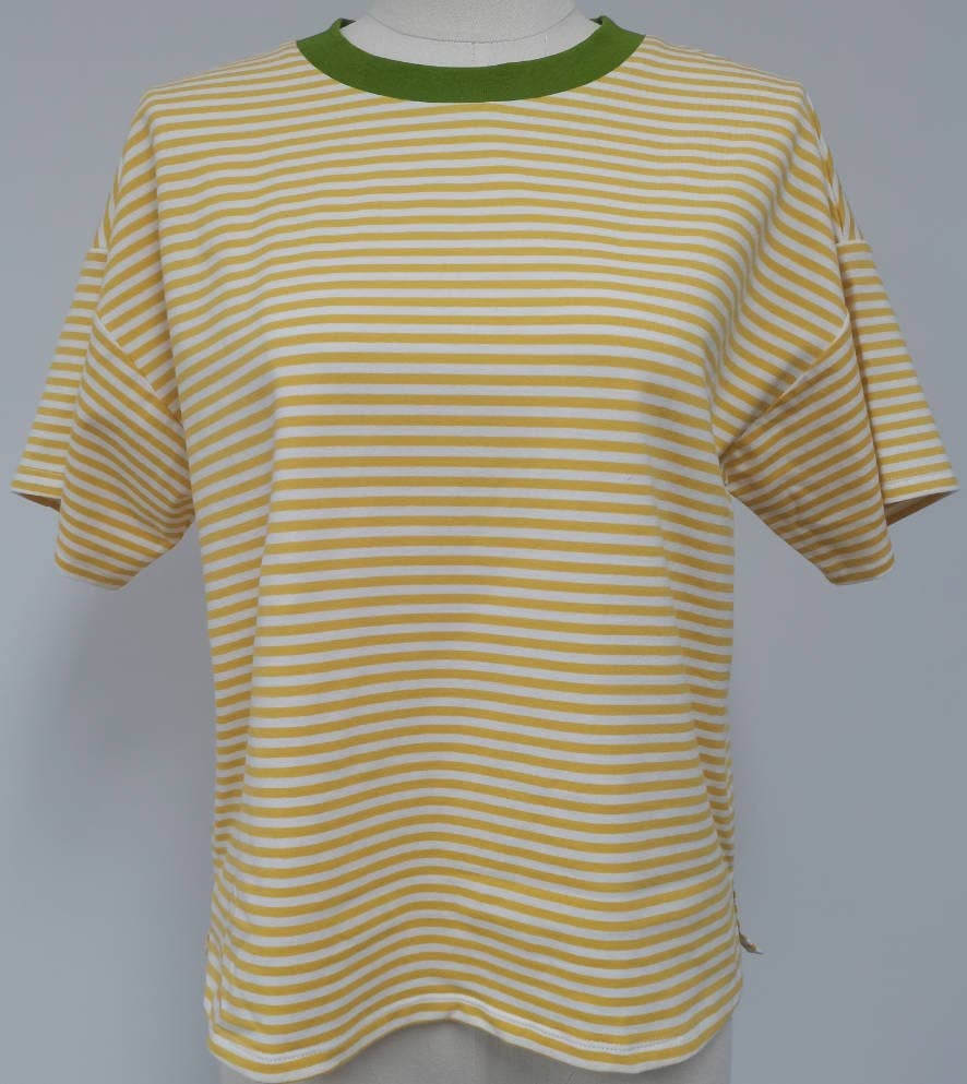 Relaxed Fit Contrast Collar Tee