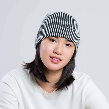 Two-Tone Rib Knit Beanie Unisex One Size